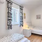 Tatil Evi Natasha Ruzici (Sveta Nedelja)