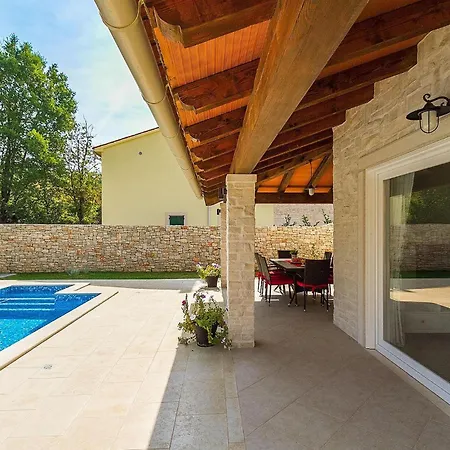 Natasha Holiday home