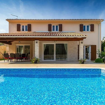 Holiday home Natasha